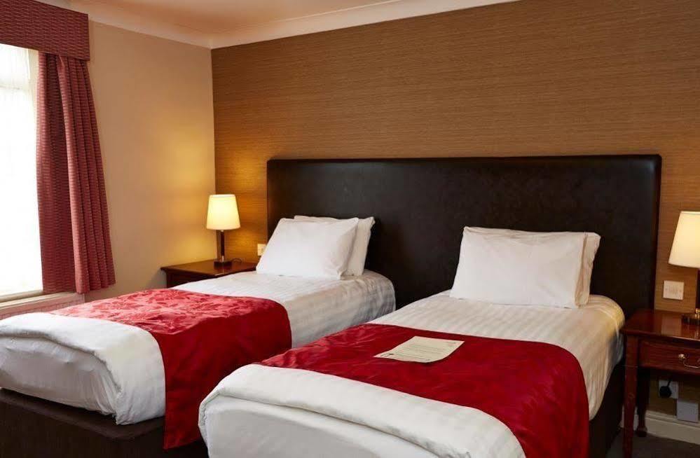 The Red Lion Inn By Chef & Brewer Collection Todwick Экстерьер фото